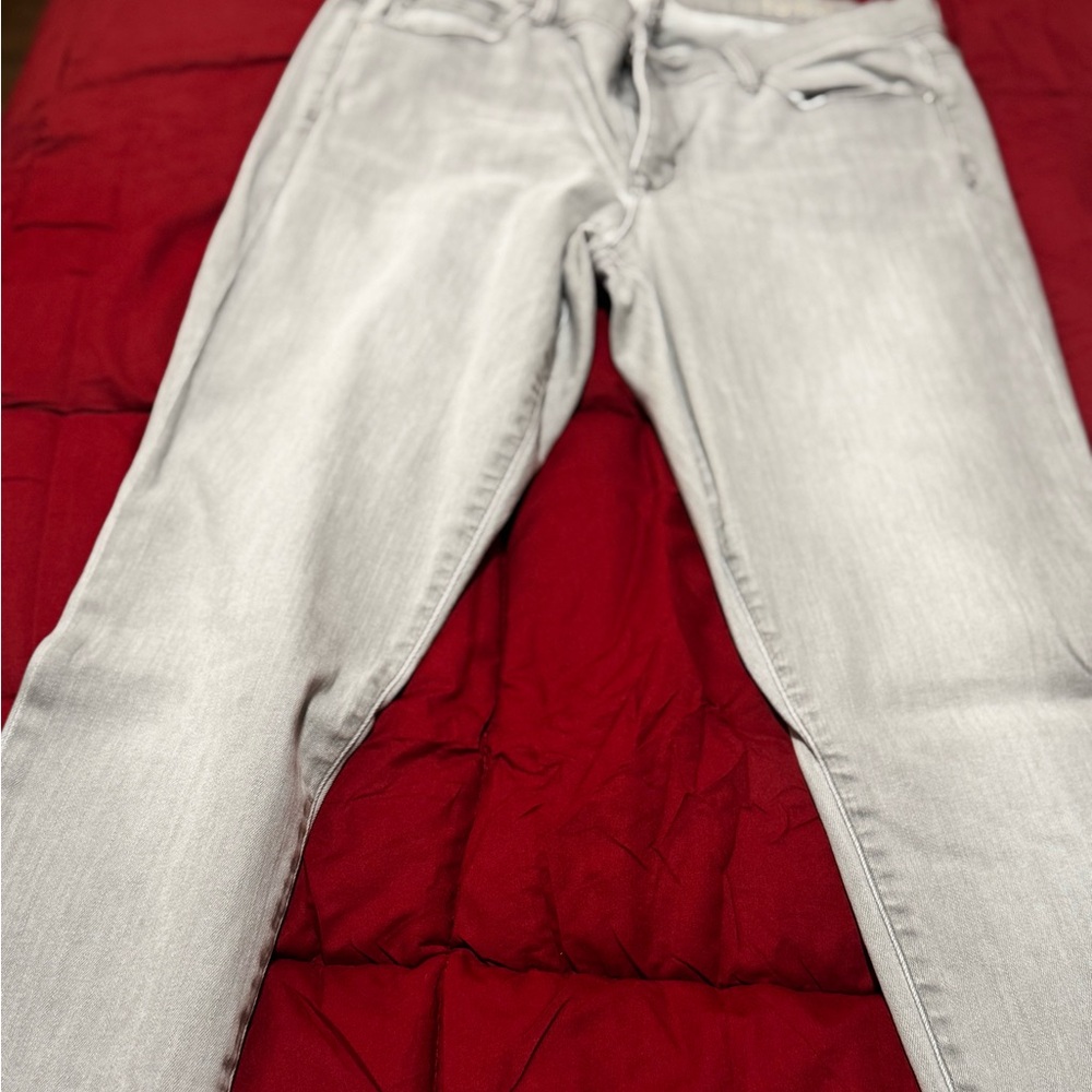 GAP Women's Light Gray Skinny Jeans